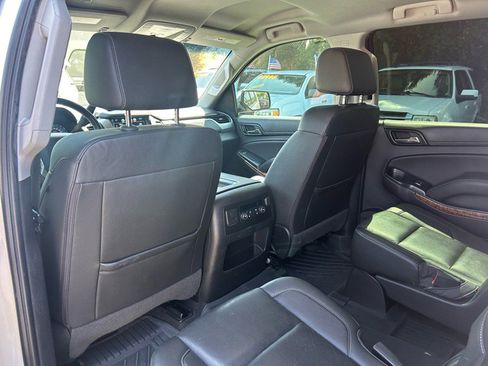 Used 2018 Chevrolet Suburban Premier image 14