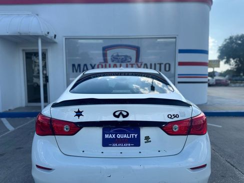 Used 2017 INFINITI Q50 3.0t Premium w/ 3.0T Premium Plus Package RWD image 32