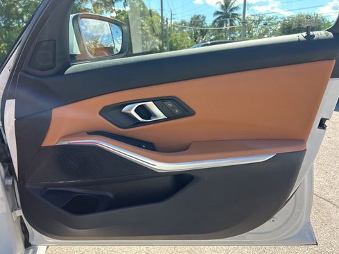 Used 2025 BMW 330i xDrive Sedan image 28