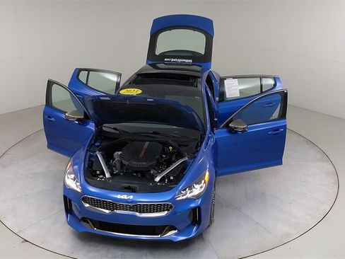 Used 2023 Kia Stinger GT2 image 44