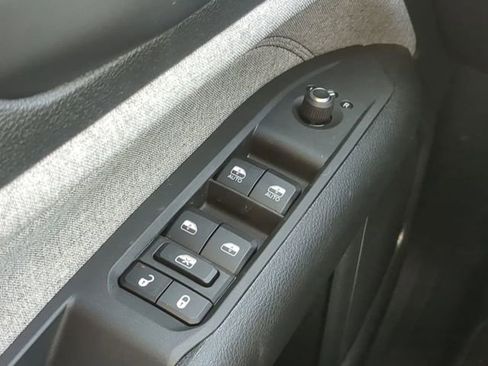 New 2026 Jeep Compass Latitude AWD/4WD image 14