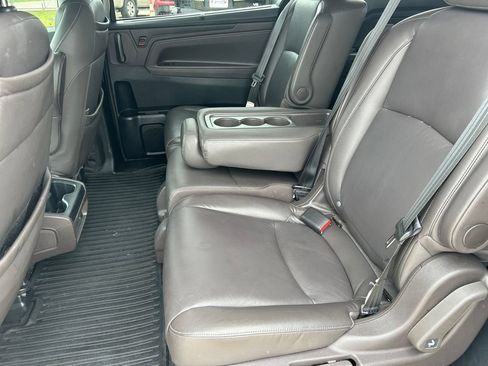 Used 2023 Honda Odyssey Touring image 18