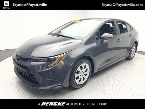 Used 2024 Toyota Corolla LE image 1