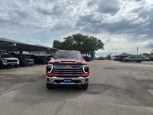 Certified 2024 Chevrolet Silverado 2500 LTZ w/ LTZ Texas Edition AWD/4WD image 2