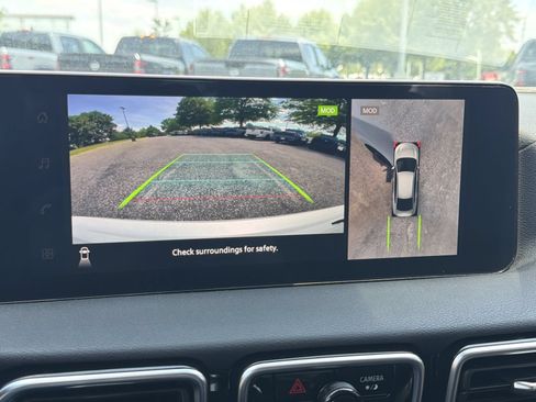 New 2026 Nissan Sentra SR w/ SR Premium Package FWD image 4