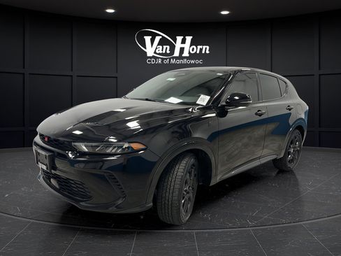 Used 2024 Dodge Hornet R/T Plus w/ R/T Blacktop Package AWD/4WD image 3