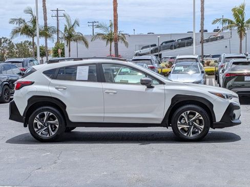 Used 2024 Subaru Crosstrek 2.0i Premium AWD/4WD image 4