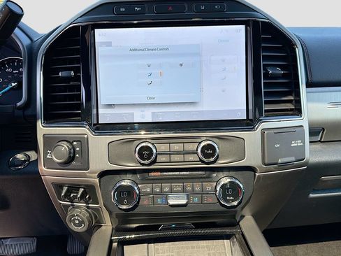 Used 2022 Ford F350 Platinum AWD/4WD image 18