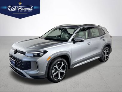 New 2025 Volkswagen Tiguan SE