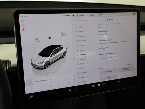 Used 2022 Tesla Model 3 Long Range AWD/4WD image 32