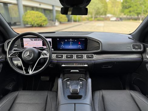 Used 2024 Mercedes-Benz GLE 450 4MATIC image 26