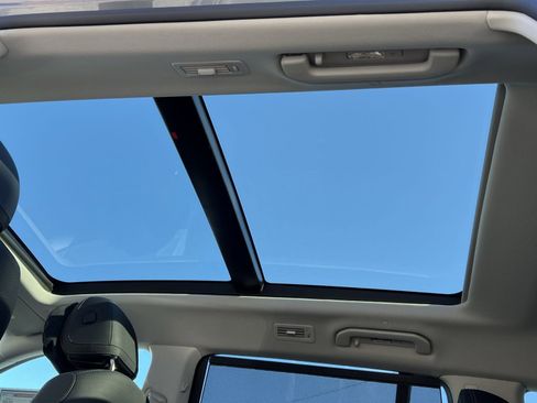 New 2026 Mercedes-Benz GLS 450 4MATIC image 22