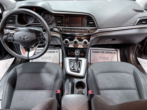 Used 2019 Hyundai Elantra SE w/ Cargo Package image 27