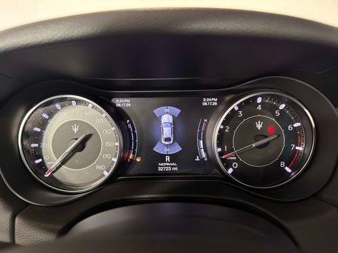 Used 2022 Maserati Ghibli Modena Q4 AWD/4WD image 40