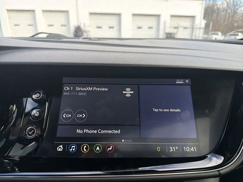 Used 2021 Buick Envision Avenir w/ Technology Package II image 24