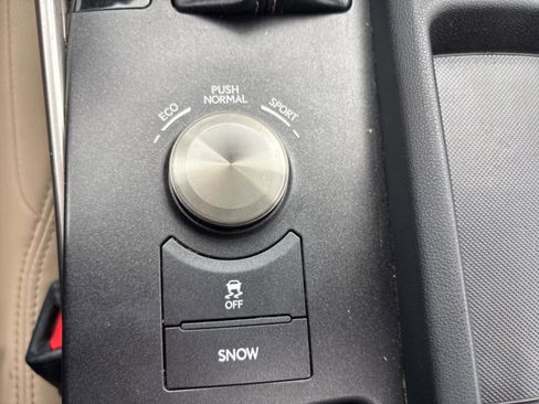 Used 2019 Lexus IS 300 image 24