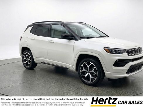 Used 2025 Jeep Compass Limited AWD/4WD image 1