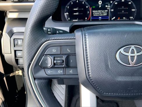 Used 2025 Toyota 4Runner Limited image 24