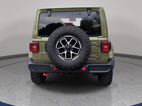 Used 2026 Jeep Wrangler Unlimited Rubicon AWD/4WD image 6