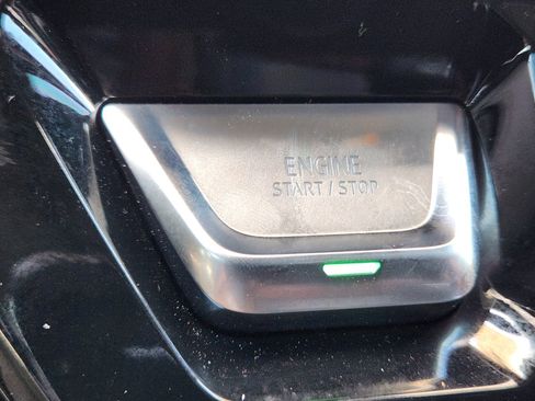 Used 2025 GMC Sierra 2500 Denali Ultimate AWD/4WD image 17