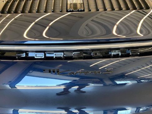 Used 2022 Porsche 911 Cabriolet image 30