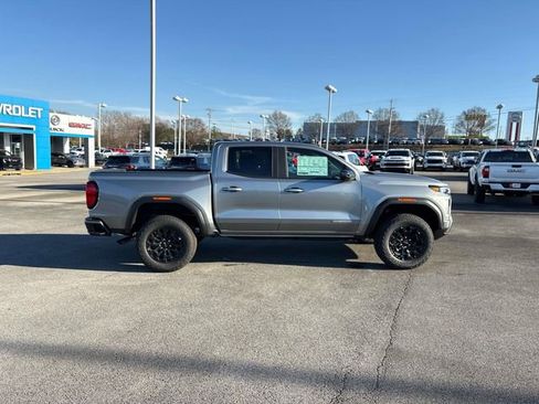 New 2026 GMC Canyon Elevation w/ Convenience Package image 3