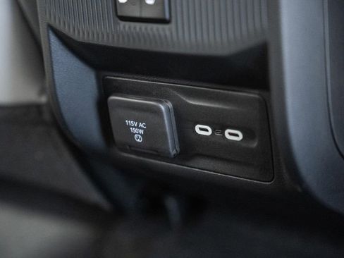 New 2026 Jeep Cherokee Overland image 34