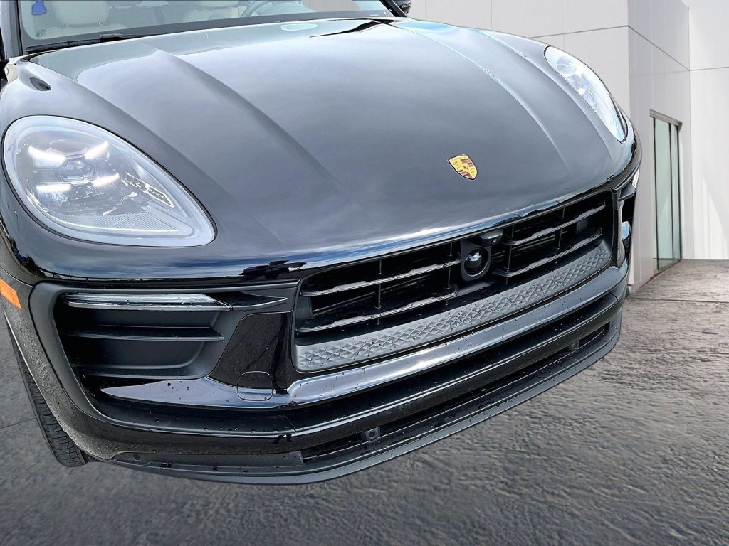 Certified 2026 Porsche Macan AWD/4WD image 20