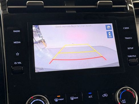 Certified 2023 Hyundai Tucson SEL AWD/4WD image 17