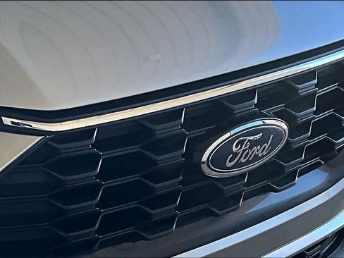 Used 2024 Ford Escape ST-Line image 29