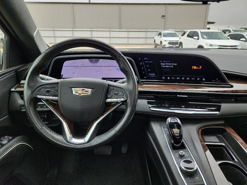 Used 2022 Cadillac Escalade ESV Sport Platinum AWD/4WD image 10