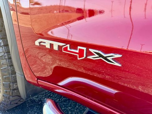 Used 2022 GMC Sierra 1500 AT4X image 14