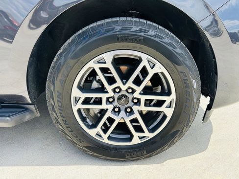 Used 2025 Ford Expedition Active AWD/4WD image 50