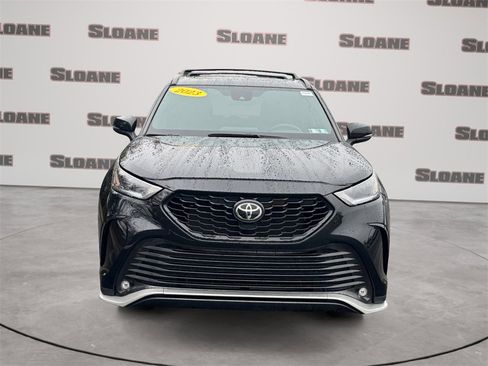 Used 2023 Toyota Highlander XSE image 8