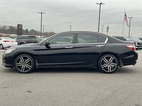 Used 2016 Honda Accord Touring image 33