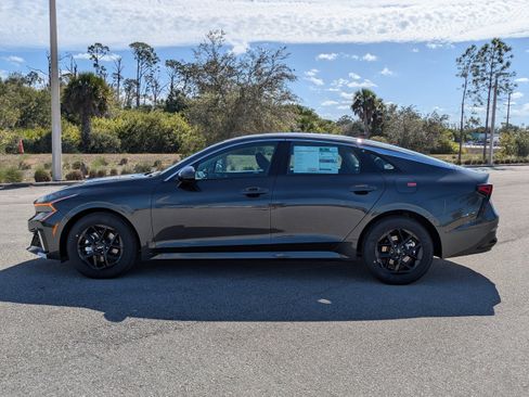 New 2026 Kia K5 LXS image 8