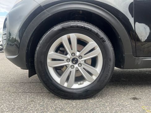 Used 2017 Kia Sportage LX AWD/4WD image 10