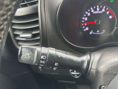 Used 2015 Kia Soul ! w/ Sun & Sound Package image 24