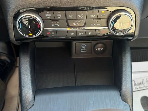 Used 2022 Ford Escape SE w/ Convenience Package image 14