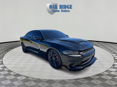 Used 2023 Dodge Charger SXT w/ Blacktop Package image 3