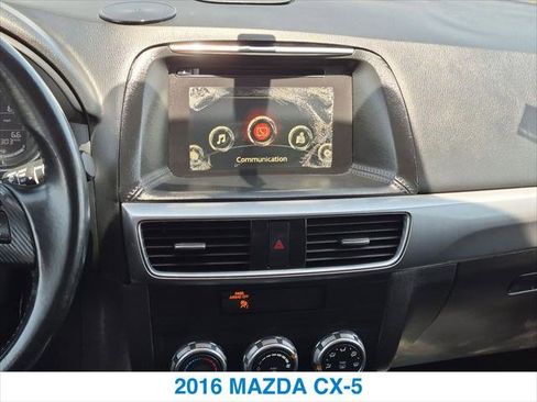 Used 2016 MAZDA CX-5 Touring FWD image 17