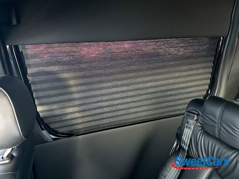 Used 2023 Mercedes-Benz Sprinter 3500 image 38