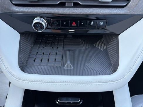 New 2025 Ford Explorer Platinum w/ Ultimate Package image 27