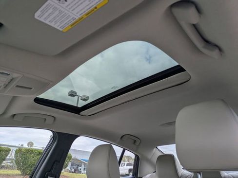 New 2026 Nissan Sentra SL w/ Floor Mat Package FWD image 24