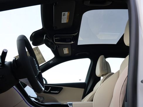 New 2026 Mercedes-Benz C 300 4MATIC Sedan image 40