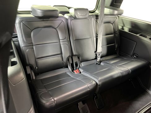 Used 2022 Lincoln Navigator Reserve image 29