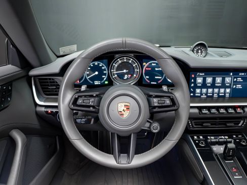 Certified 2022 Porsche 911 Carrera S RWD image 29