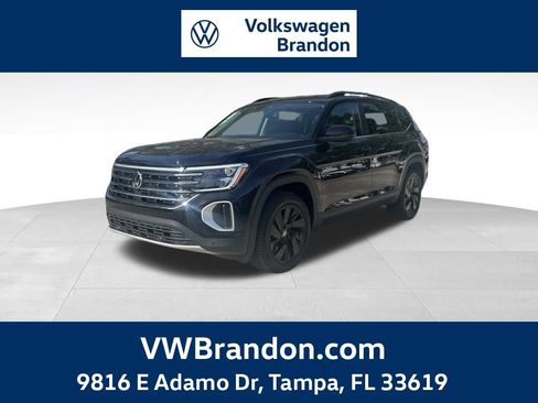 New 2026 Volkswagen Atlas SE FWD image 1