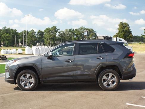 Used 2024 Toyota RAV4 XLE image 11
