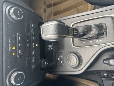 Used 2022 Ford Ranger XLT w/ Equipment Group 301A Mid image 13
